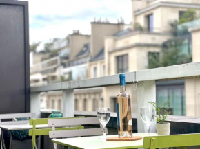 Champs Élysées-Belle terrasse, luxueux appartement
